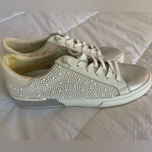 Brand new pair of dolce vita Zina Sneaker with vanilla pearls size 9.5